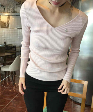 Ribbed Deep V-Neck Slim Fit Knit