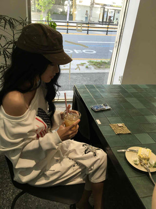 American Vintage Off-Shoulder Loose Fit Sweatshirt