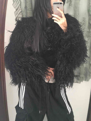 Chic Feather Detail Voluminous Crop Jacket