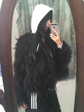 Chic Feather Detail Voluminous Crop Jacket