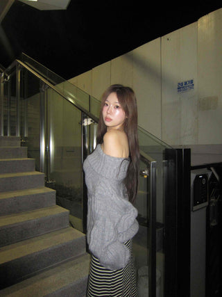 Off-shoulder Loose Fit Cable Knit
