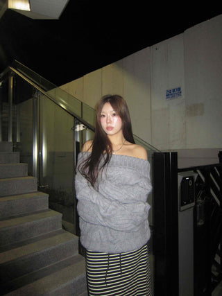 Off-shoulder Loose Fit Cable Knit