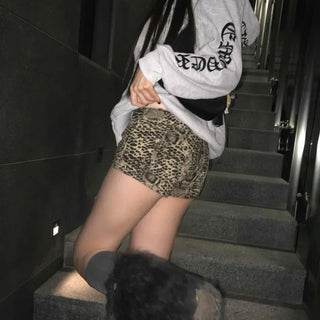 Street leopard velvet tight mini shorts