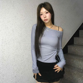 Delicate Fit Slim Off-Shoulder Long Sleeve T-Shirt with Stud Points