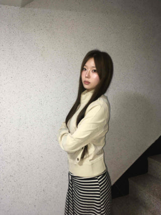 Minimal slim-fit knit zip-up cardigan