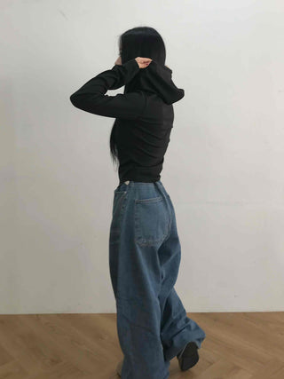 Soft Modal Shirred Puff Slim Fit Round Long Sleeve Tee
