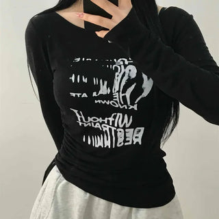 Vintage Lettering Graphic Slim Fit Round Long Sleeve Tee