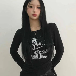 Vintage Lettering Graphic Slim Fit Round Long Sleeve Tee