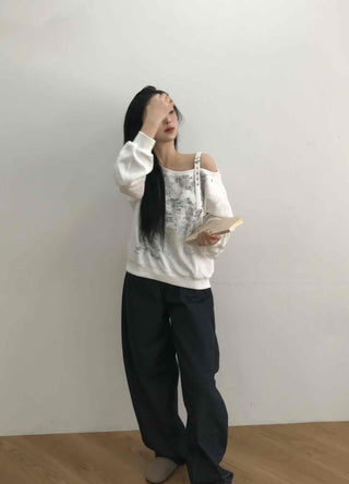 Grunge Poster Print Cutout Shoulder Cotton Sweatshirt