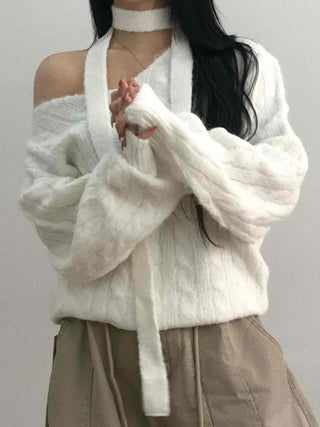 Wide V-Neck Loose Cable Knit