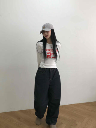 Vintage Lettering Numbering Slim Fit Long Sleeve T-shirt