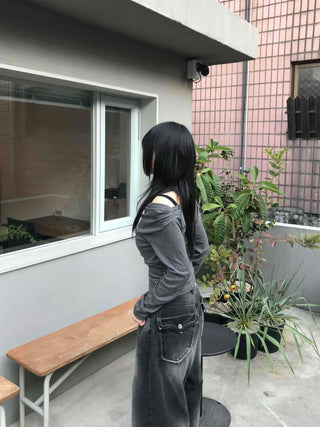 Drape Slouch Off-Shoulder Slim Fit Long Sleeve Tee