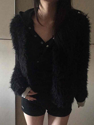 Modern Slim Fit V-Neck Crop Long Sleeve T-Shirt