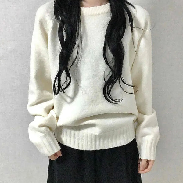 Wool Blend Round Neck Cable Knit