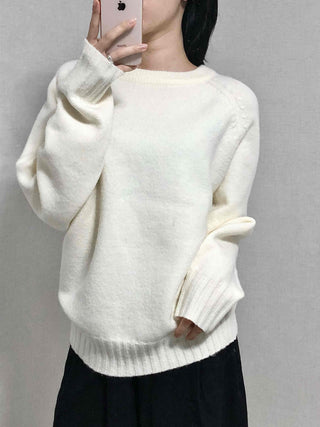 Wool Blend Round Neck Cable Knit