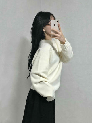 Wool Blend Round Neck Cable Knit