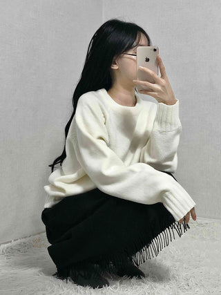 Wool Blend Round Neck Cable Knit