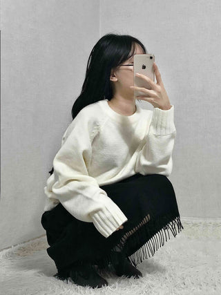 Wool Blend Round Neck Cable Knit