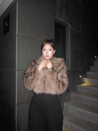 Short-length eco-fur hooded jacket