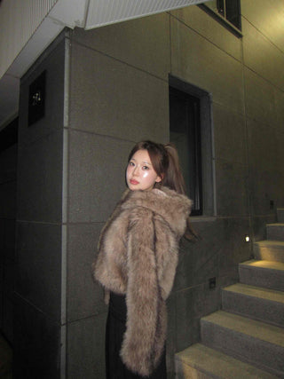 Short-length eco-fur hooded jacket