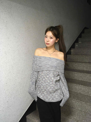 Wide off-shoulder loose-fit knit