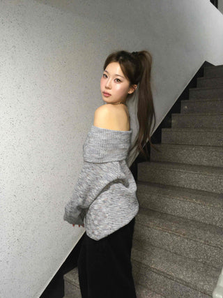Wide off-shoulder loose-fit knit