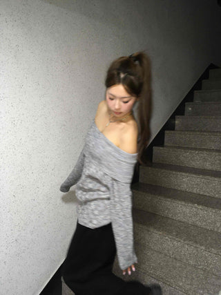 Wide off-shoulder loose-fit knit
