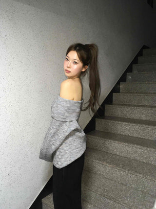 Wide off-shoulder loose-fit knit