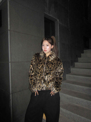 Animal fur half-zip collar jacket