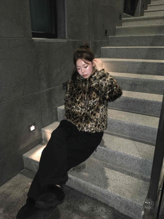 Animal fur half-zip collar jacket