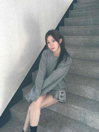 Heavy Oversized Raglan Neckline Loose Knit
