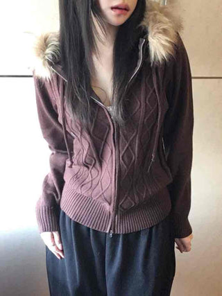Deep V-neck Twist Pattern Fur Detail Knit Zip-up