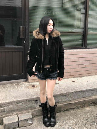 Suede Bold Button Shearling Zip-Up Jumper