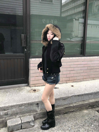 Suede Bold Button Shearling Zip-Up Jumper