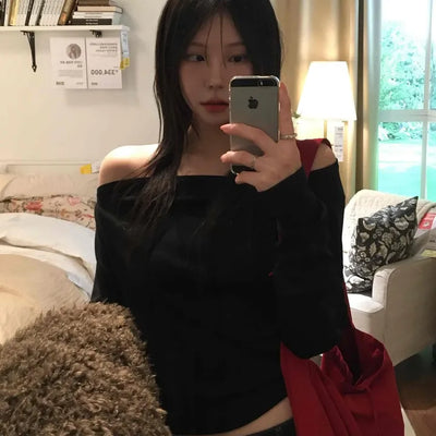 Sexy Shoulder Line One-Shoulder Boat Neck Long Sleeve T-Shirt