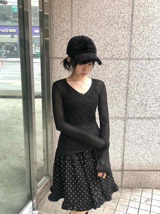 Ribbed See-through V-Neck Slim Fit Long Sleeve Tee
