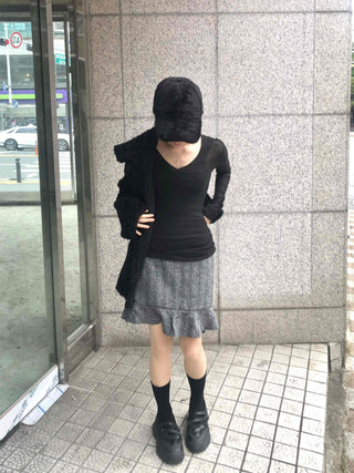 Ribbed See-through V-Neck Slim Fit Long Sleeve Tee