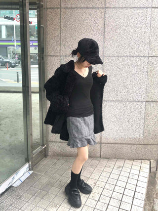 Ribbed See-through V-Neck Slim Fit Long Sleeve Tee