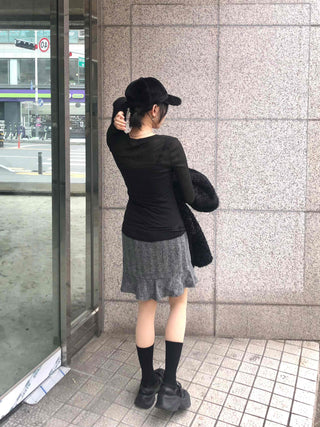 Ribbed See-through V-Neck Slim Fit Long Sleeve Tee