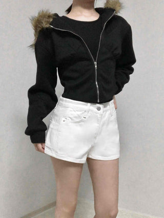 Clean Fit Rolled-Up Cut Denim Shorts