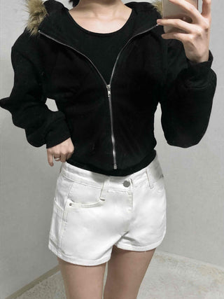Clean Fit Rolled-Up Cut Denim Shorts