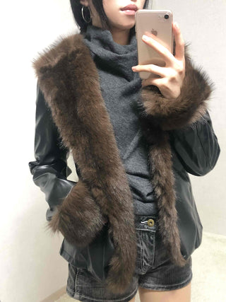 Fur-trimmed velvet short cropped jacket