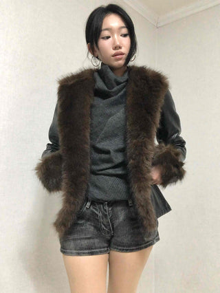 Fur-trimmed velvet short cropped jacket
