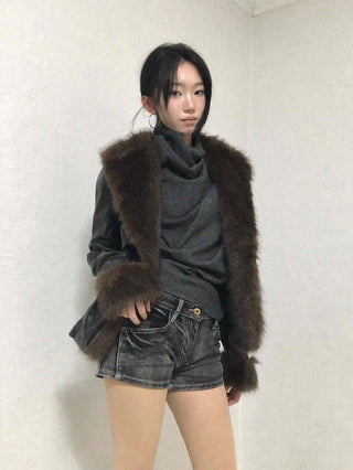 Fur-trimmed velvet short cropped jacket