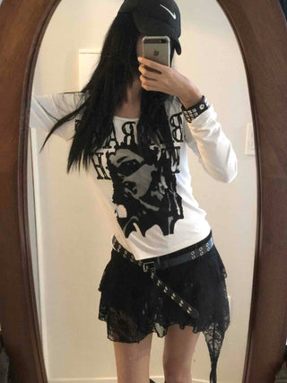 Vintage Graphic Artwork Round Neck Slim Long Sleeve Tee