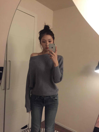 Cold Shoulder Off-Wide Slit Oversized Knit