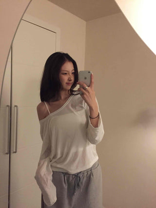 Delicate Fit Slim Round Neck Cropped Long Sleeve Tee