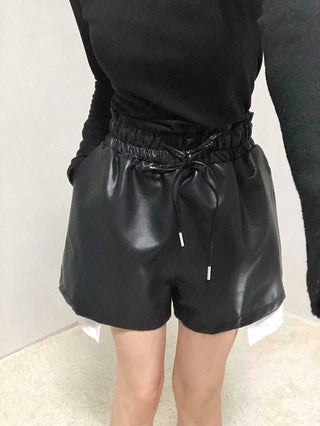 Faux leather shirred balloon fit shorts