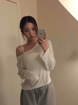 Delicate Fit Slim Square Neck Crop Sleeveless