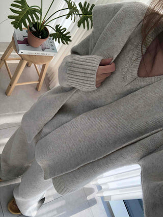 Minimal V-neck Long Pants Shoulder Shawl Knit Tracksuit Set